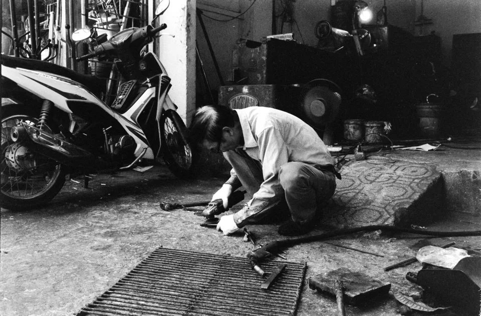 Khu chờ khách và bàn giao xe